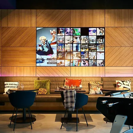 Moxy